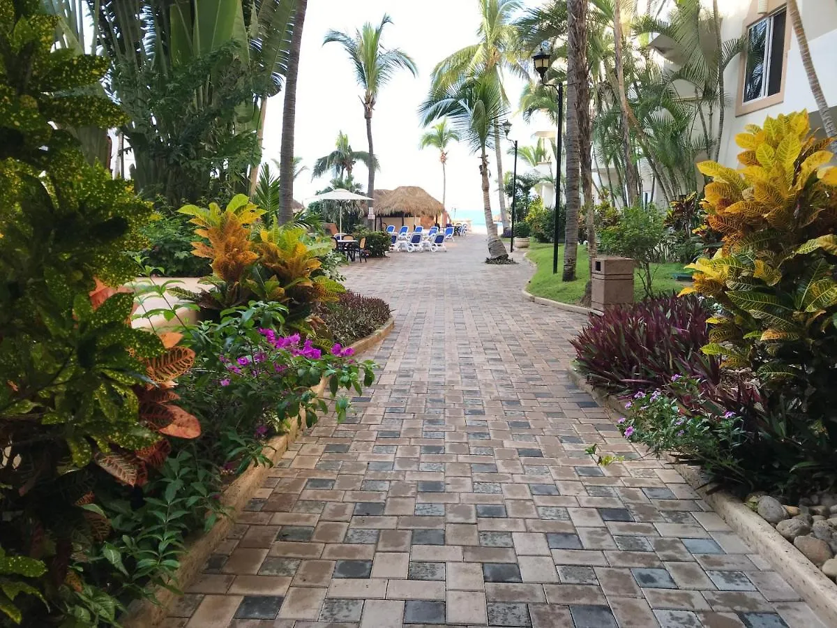 Costa Bonita Condominiums & Beach Resort - Primer Planta Mazatlan